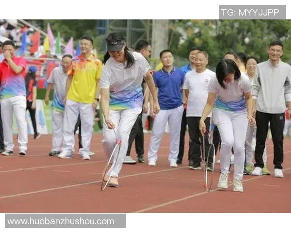 杭州足球队耐力考验中的精彩表现与未来展望分析 杭州足球队耐力考验中的精彩表现与未来展望分析